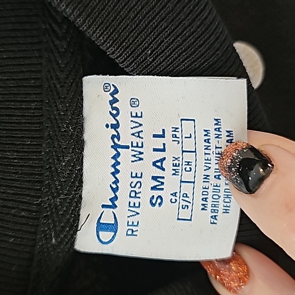 Converse Urban Outfitters cropped polka dot plaid black white sweatshirt sz s - Picture 5 of 5